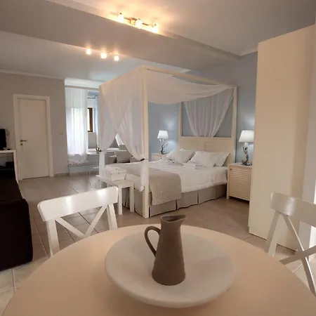 Olivastro Lefkada City